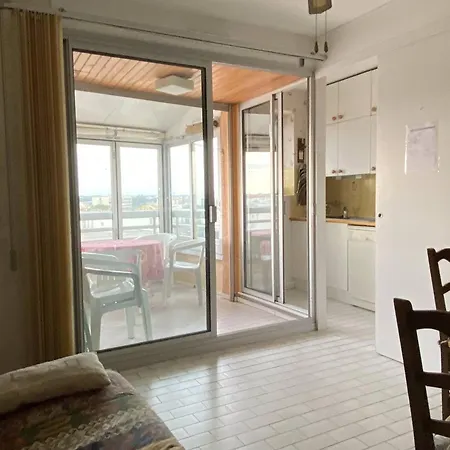 3 Pieces Avec Climatisation Et Parking Au Centre De Canet-plage - Fr-1-696-105 Apartament Canet-en-Roussillon